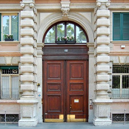 Castello Guest House Milano Exterior foto