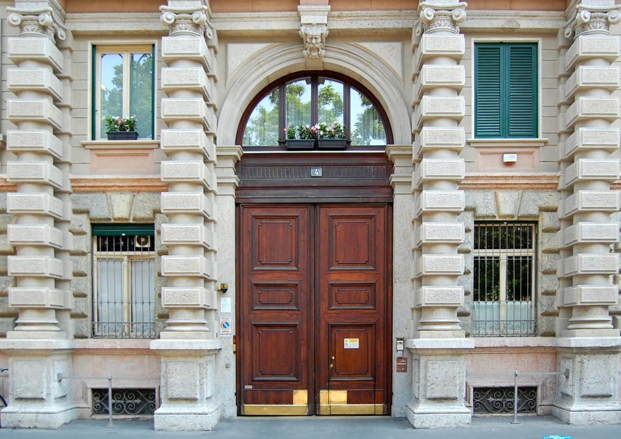 Castello Guest House Milano Exterior foto